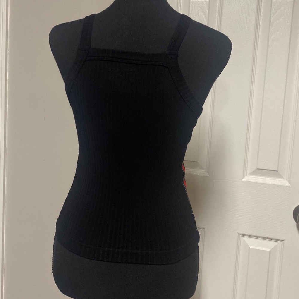 Stretchy Ribbed Razorback - Picture 4 of 11